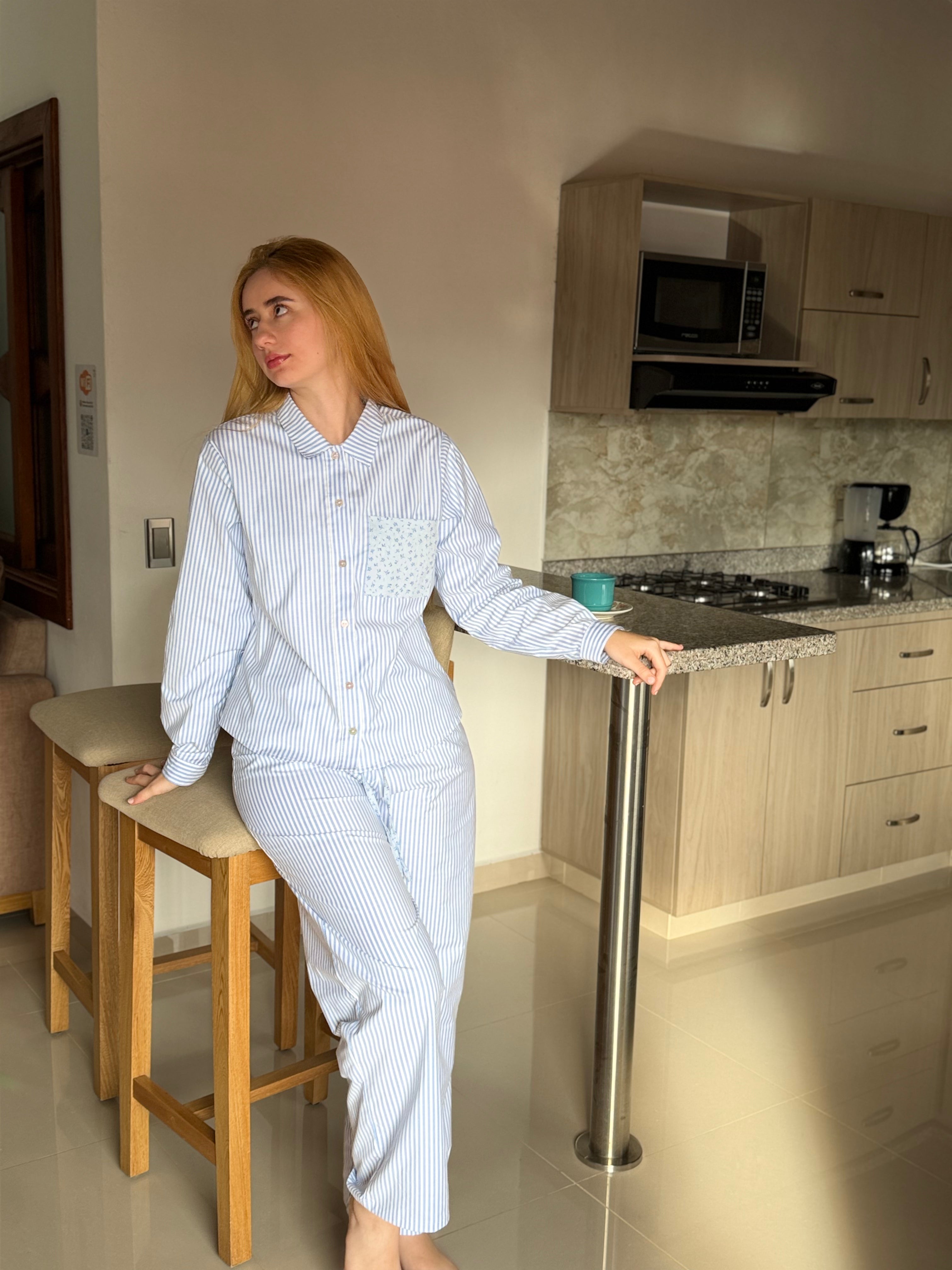 Pijama Set Pantalón Azul claro Rayas