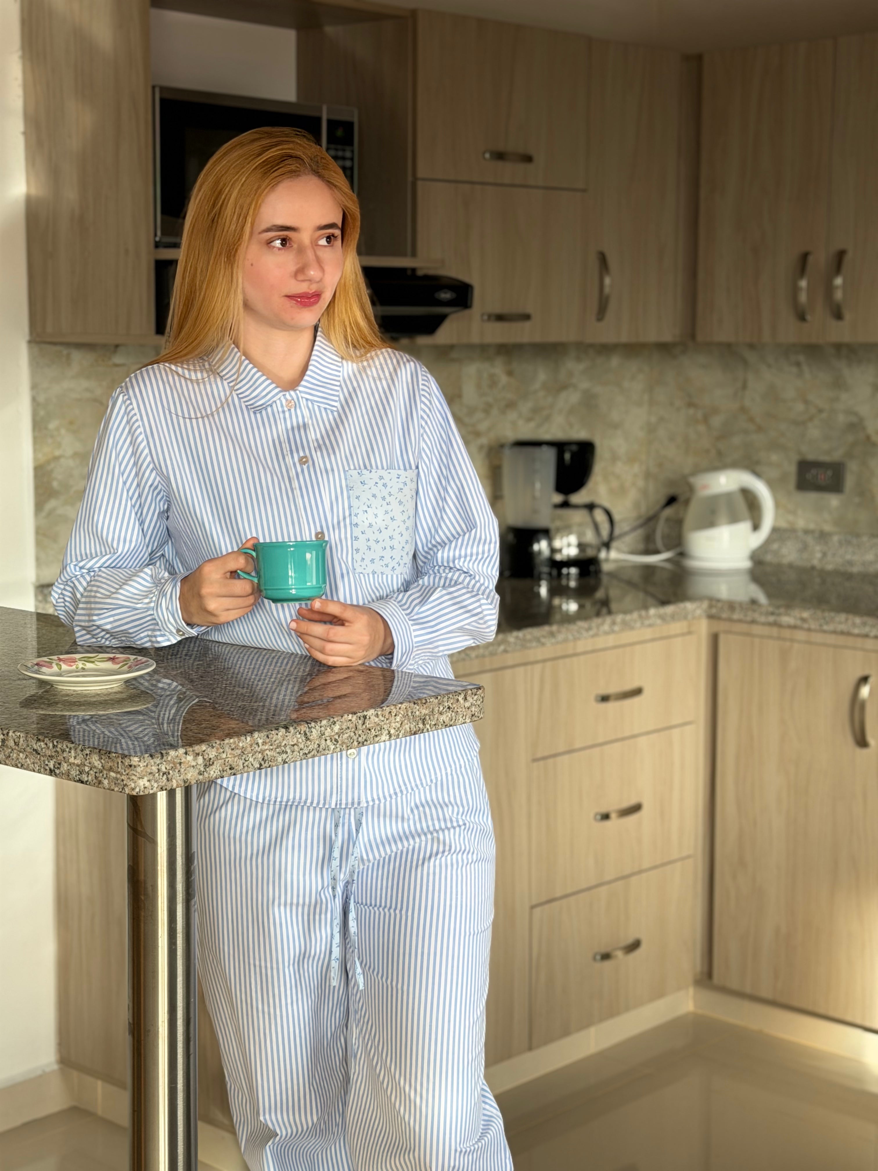 Pijama Set Pantalón Azul claro Rayas